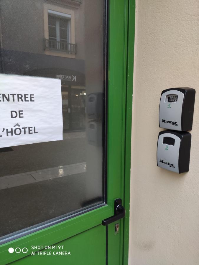 Bar Hotel Du Centre Montrevel-en-Bresse Eksteriør bilde