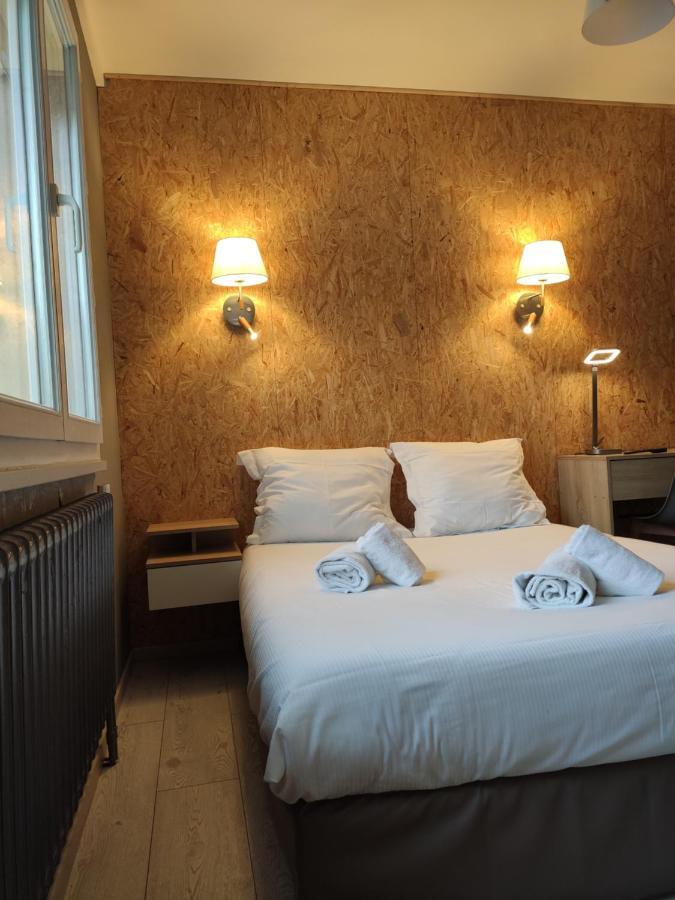 Bar Hotel Du Centre Montrevel-en-Bresse Eksteriør bilde
