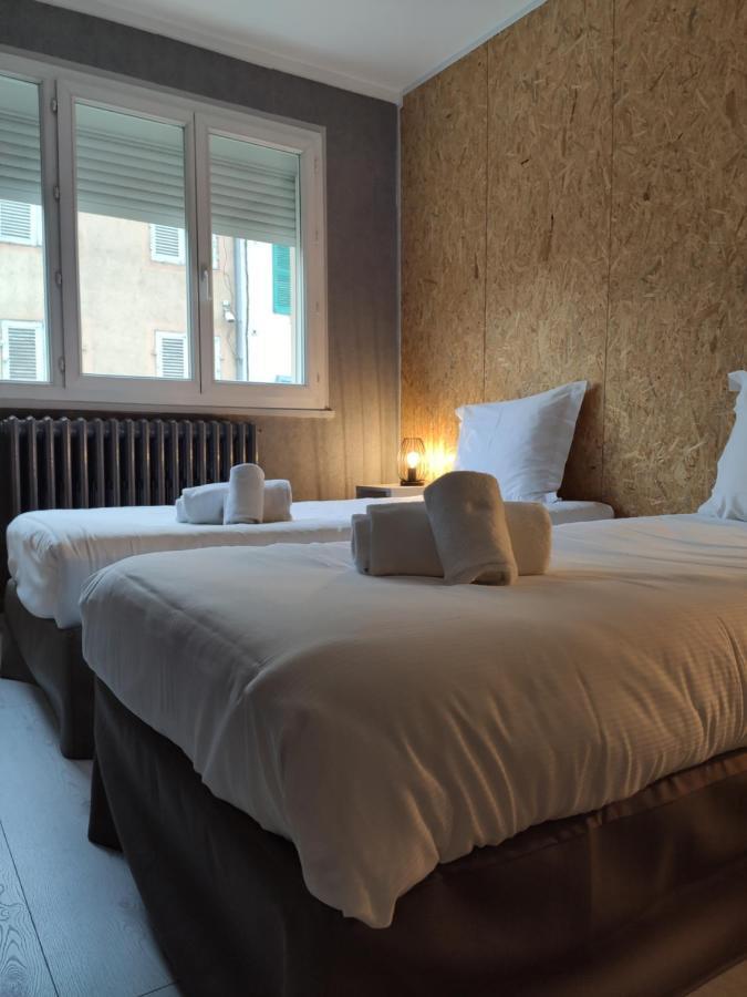 Bar Hotel Du Centre Montrevel-en-Bresse Eksteriør bilde
