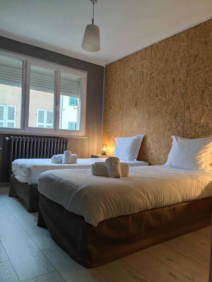 Bar Hotel Du Centre Montrevel-en-Bresse Eksteriør bilde