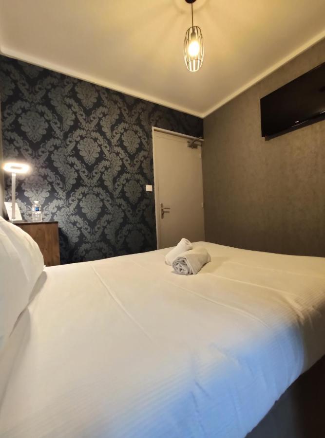 Bar Hotel Du Centre Montrevel-en-Bresse Eksteriør bilde